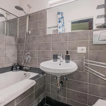 Apartment Loft Bohemien A Trastevere